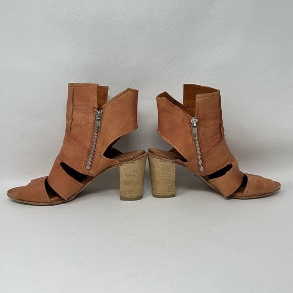 Free People Effie Block Heel Leather Ankle Boots, Women’s Size EU 41. - Picture 8 of 12